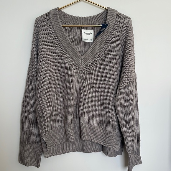 Abercrombie & Fitch Sweaters - NWT A&F Vneck Slouchy Oversized Knit Pullover Sweater L
